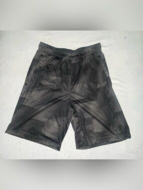 Nike Men's Black Athletic Mesh Shorts with Subtle Stripe